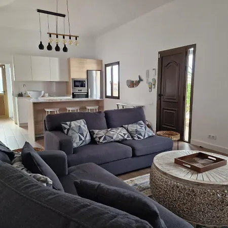 וילה Casa Cecilia *